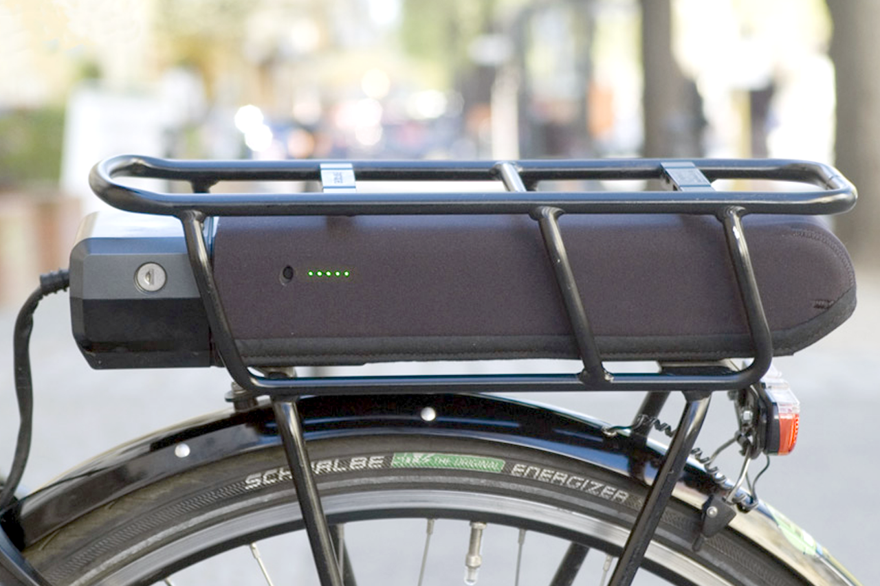 Pedelec mit Gepäckträgerakku