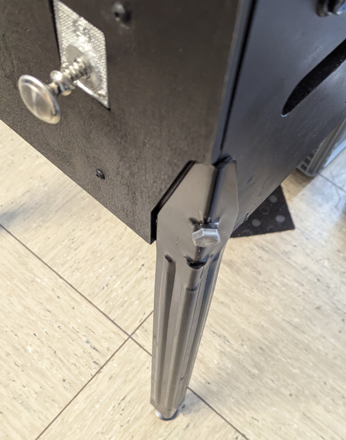 Flipper während des Aufbaus